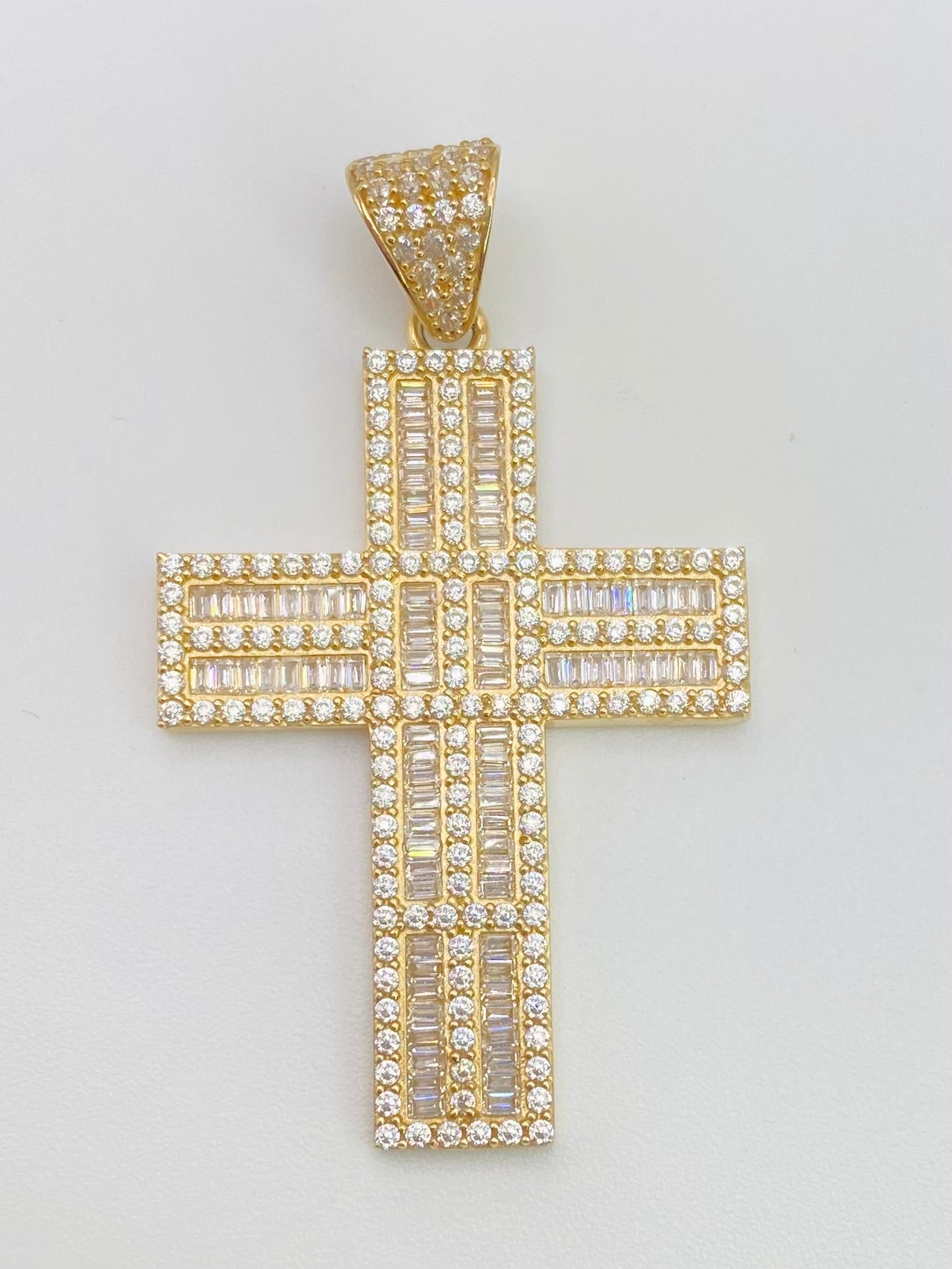Medalla cruz zirconia 14k