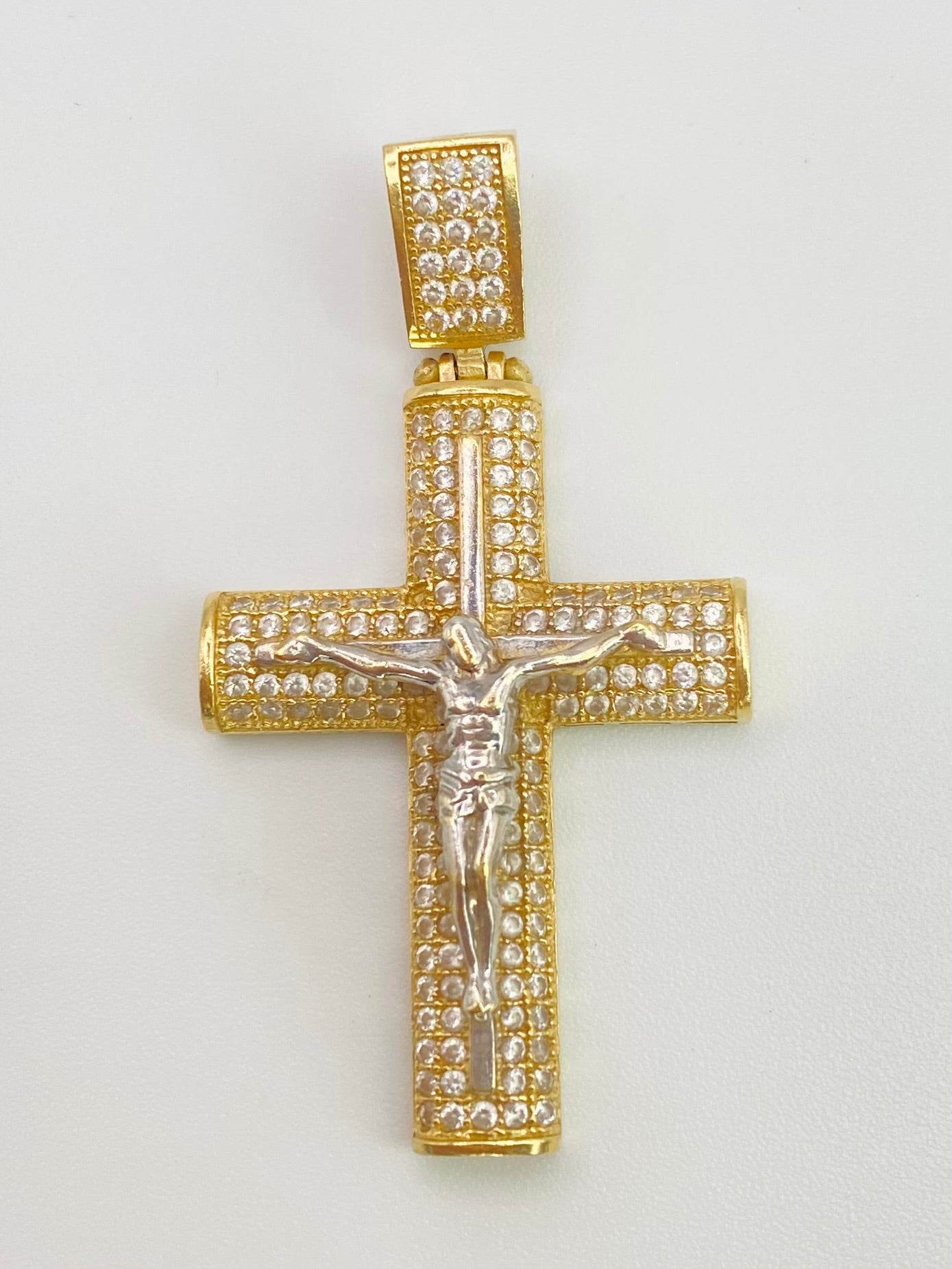 Medalla cruz zirconia 14k