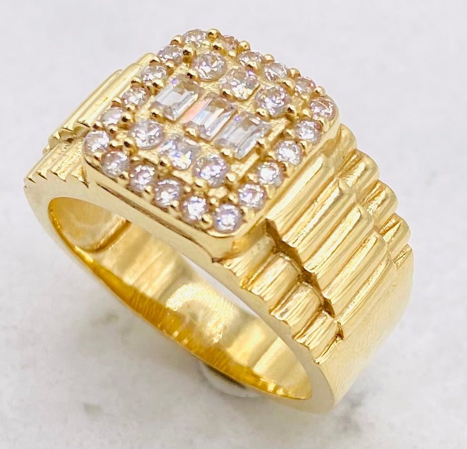 Anillo cuadrado talla24, 14k