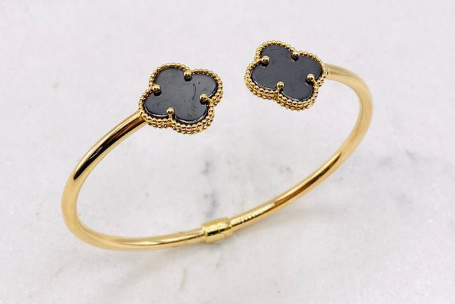 Pulsa tipo vancleef talla18, 14k