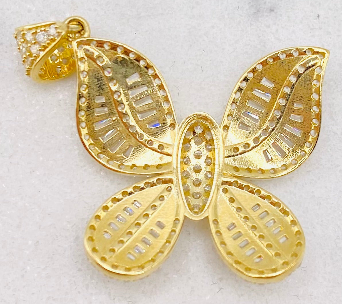 Medalla 14k. 2cm x 2cm