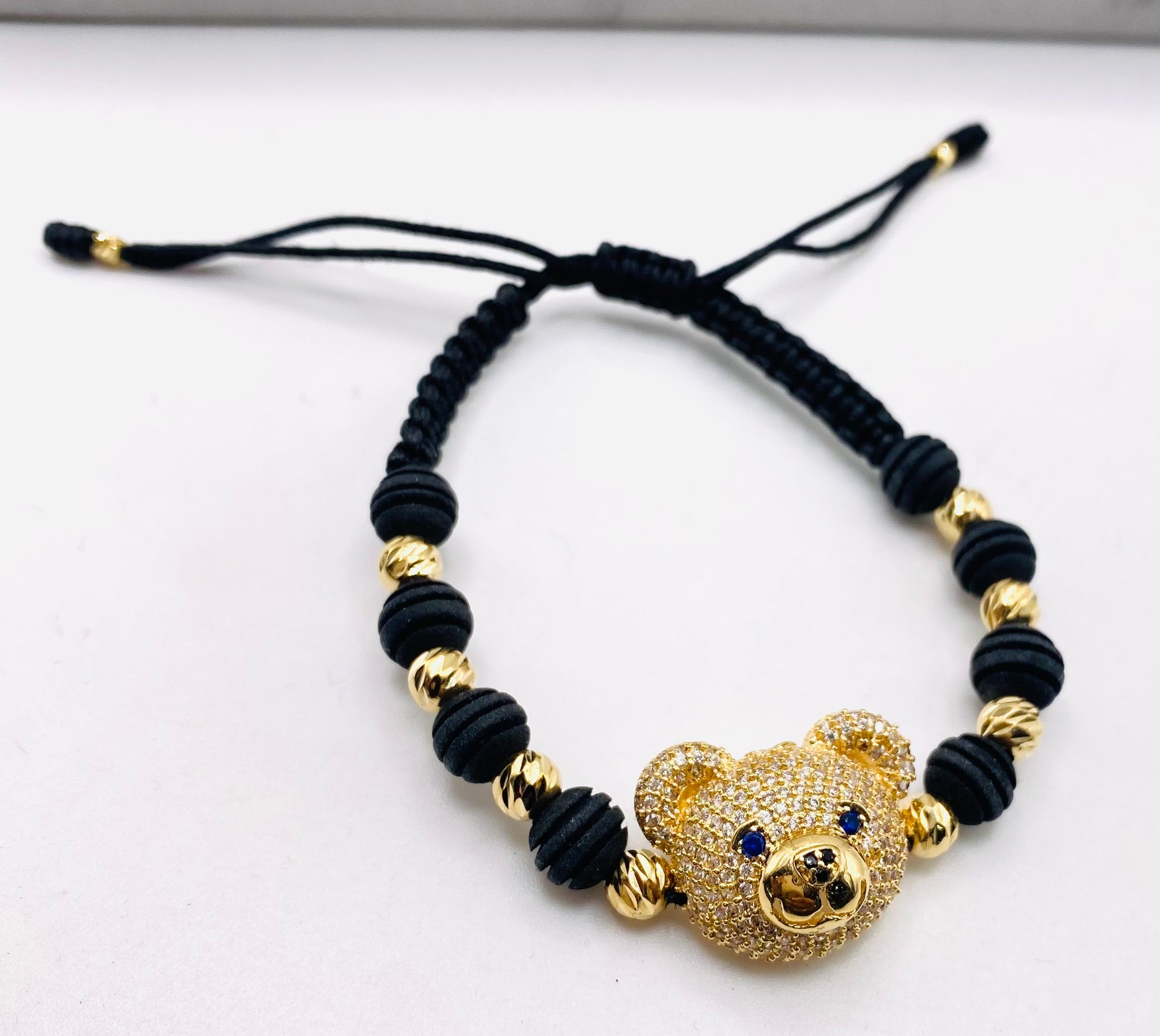 Pulsera oso 18k. 6.8mm