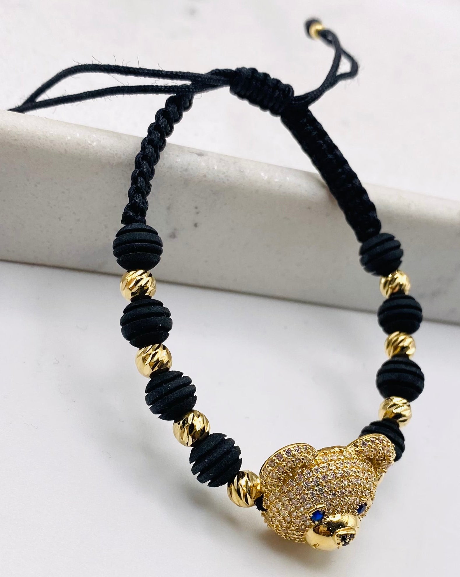 Pulsera oso 18k. 6.8mm