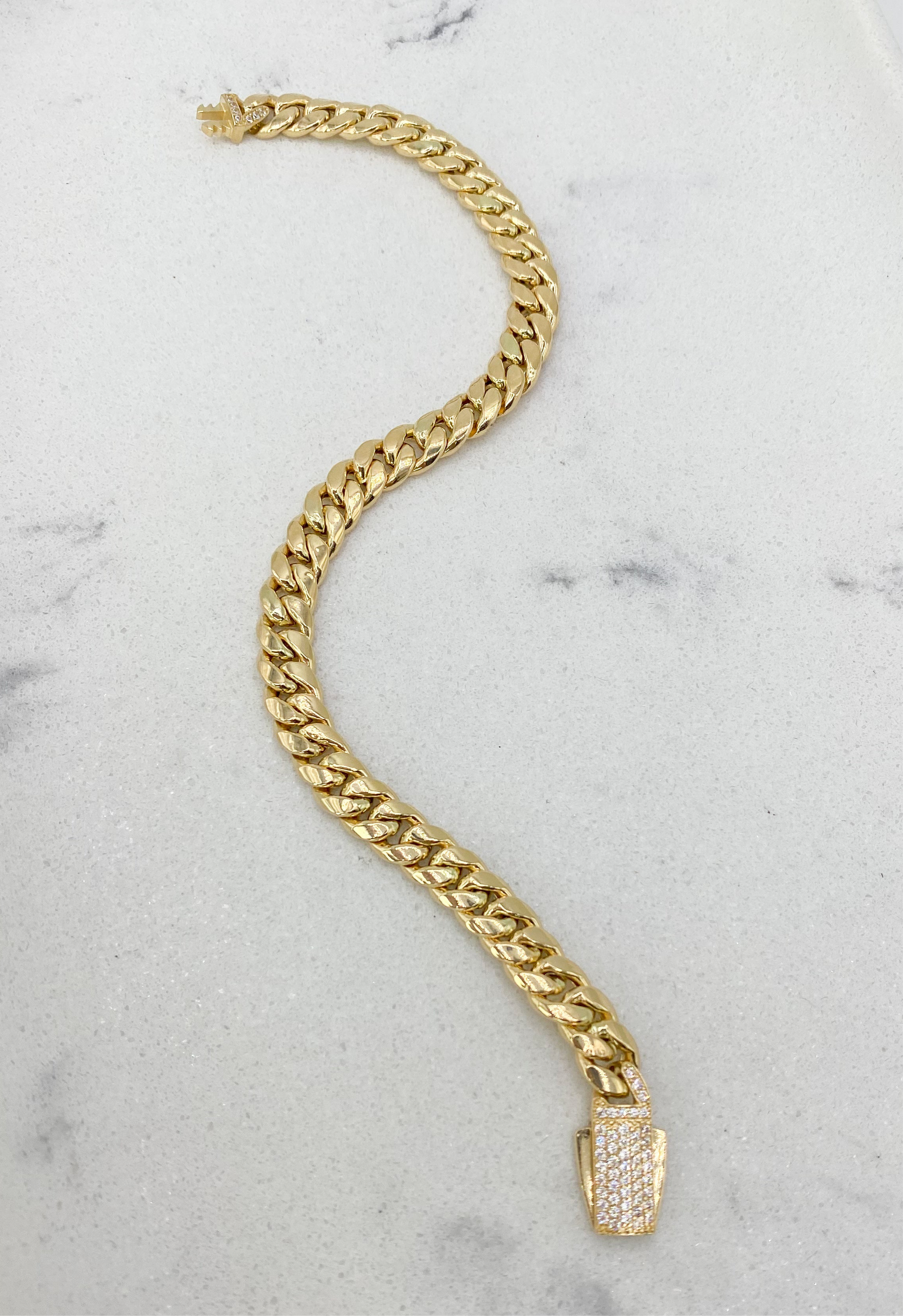 Guillo 14k, 21cm x 7.3 mm