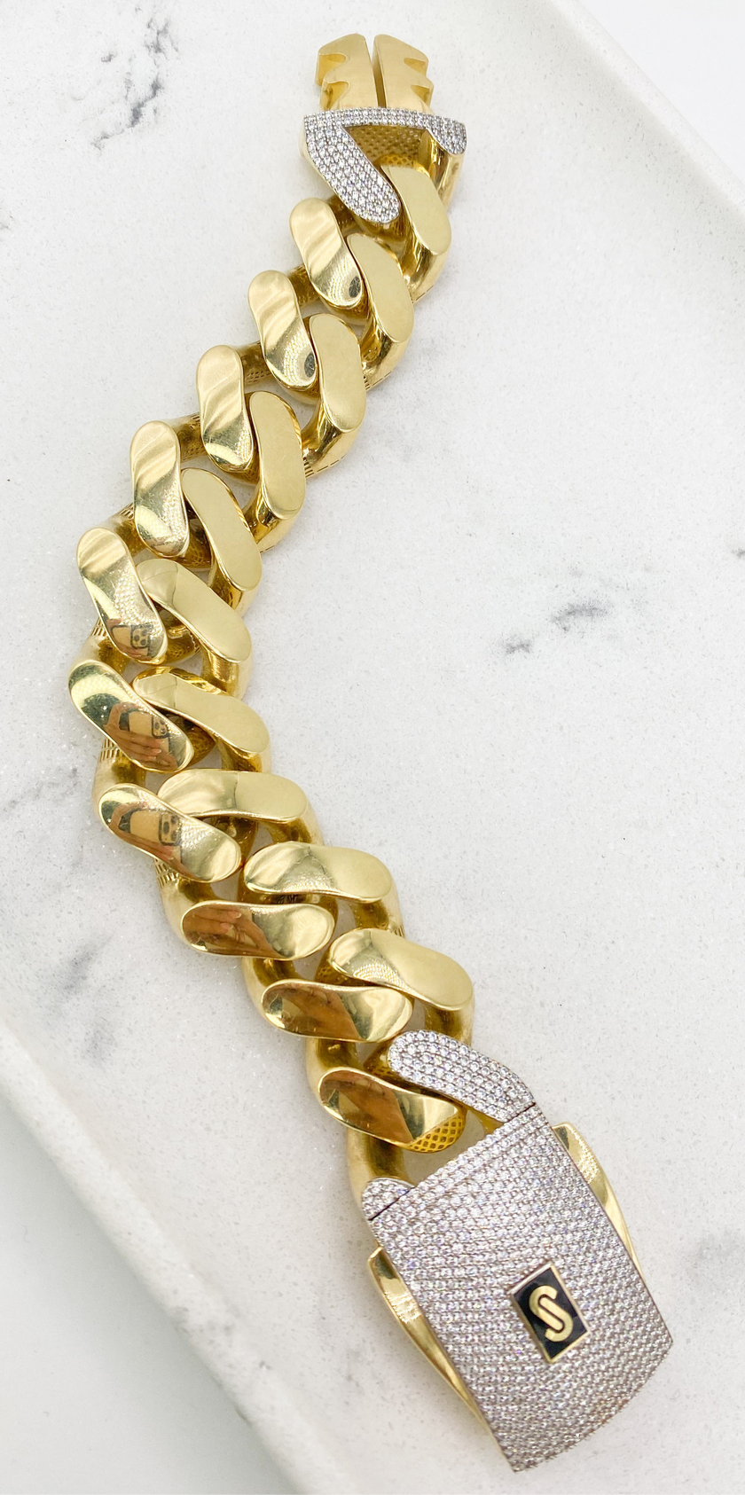 Guillo Mónaco 18k, 19cm x 23 mm