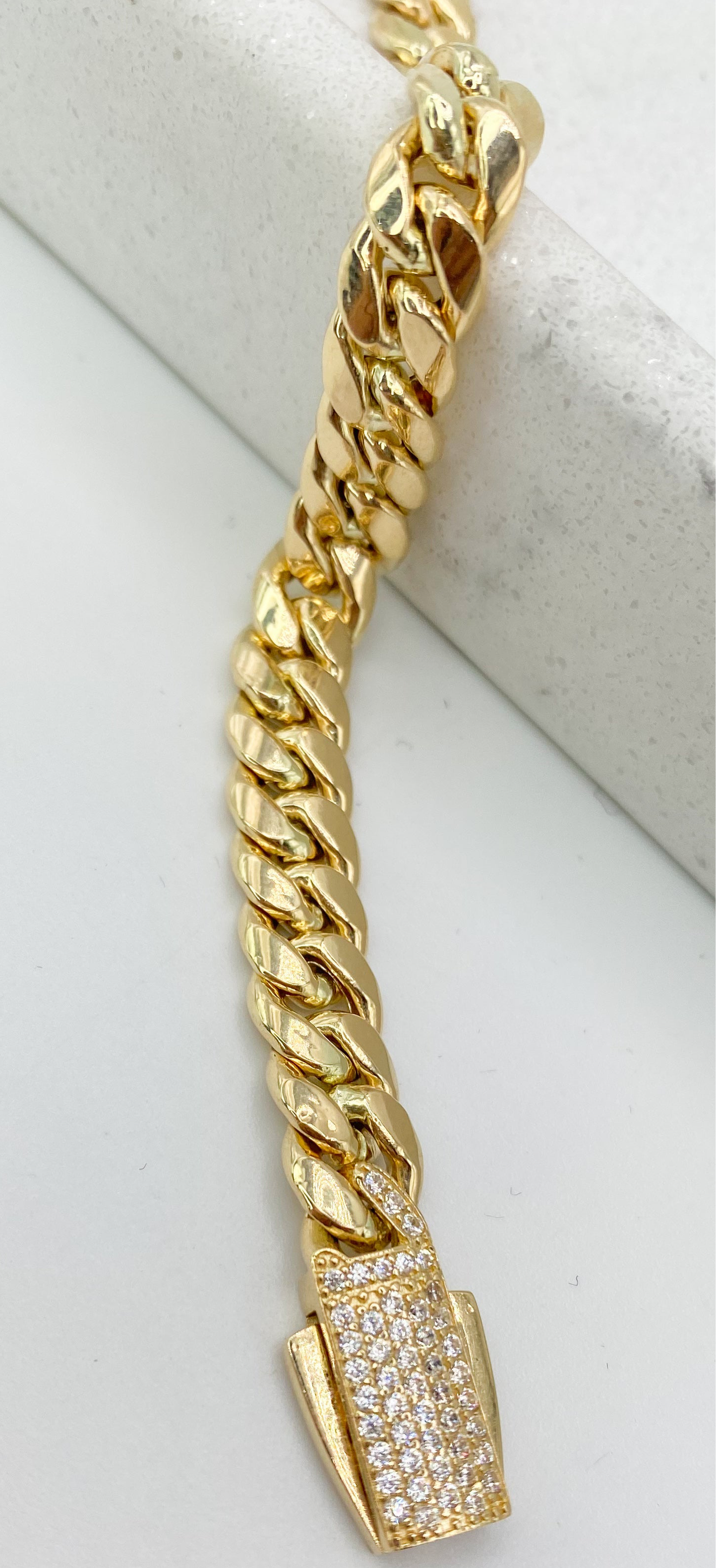 Guillo 14k, 21cm x 7.3 mm
