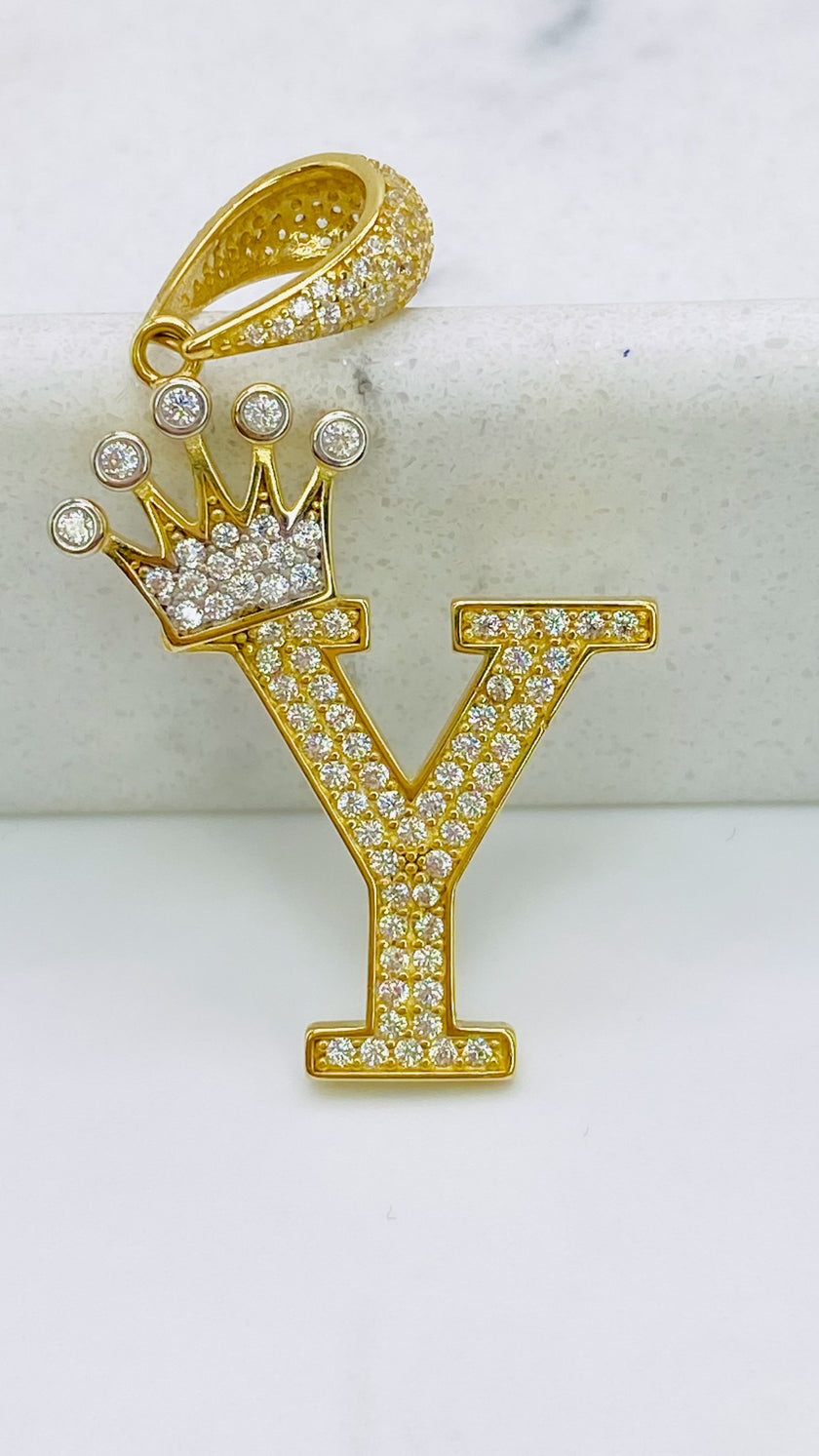 Medalla letra 18k 4cm x 2cm