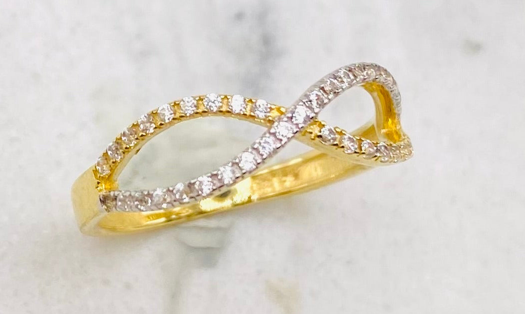 Anillo infinito talla#12, 18k