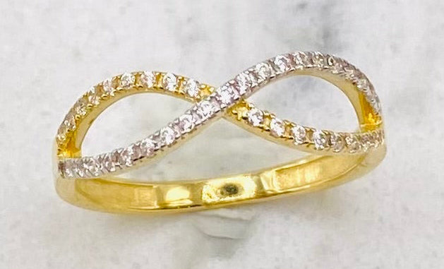 Anillo infinito talla#12, 18k