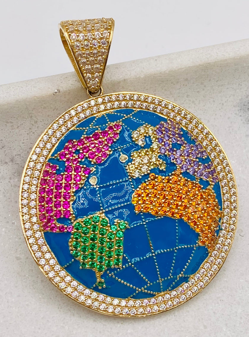 Medalla mundo 14k,  3.5 cm x 3cm