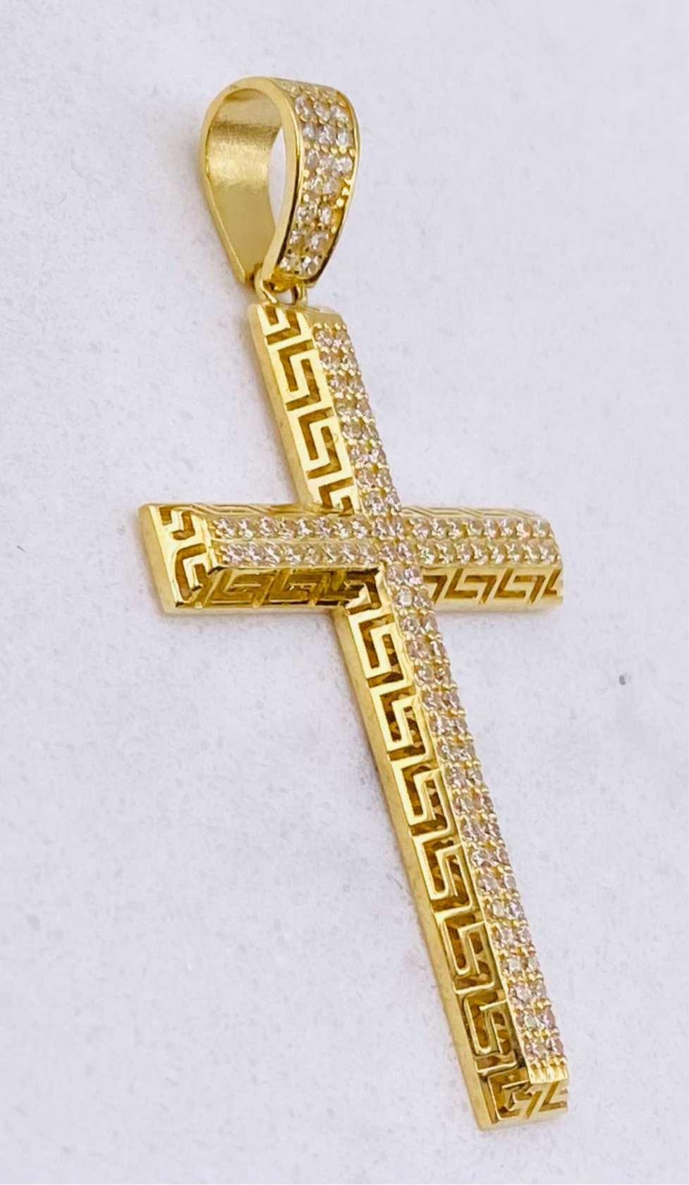 Cruz zirconia 18k, 6.5cm x 3cm