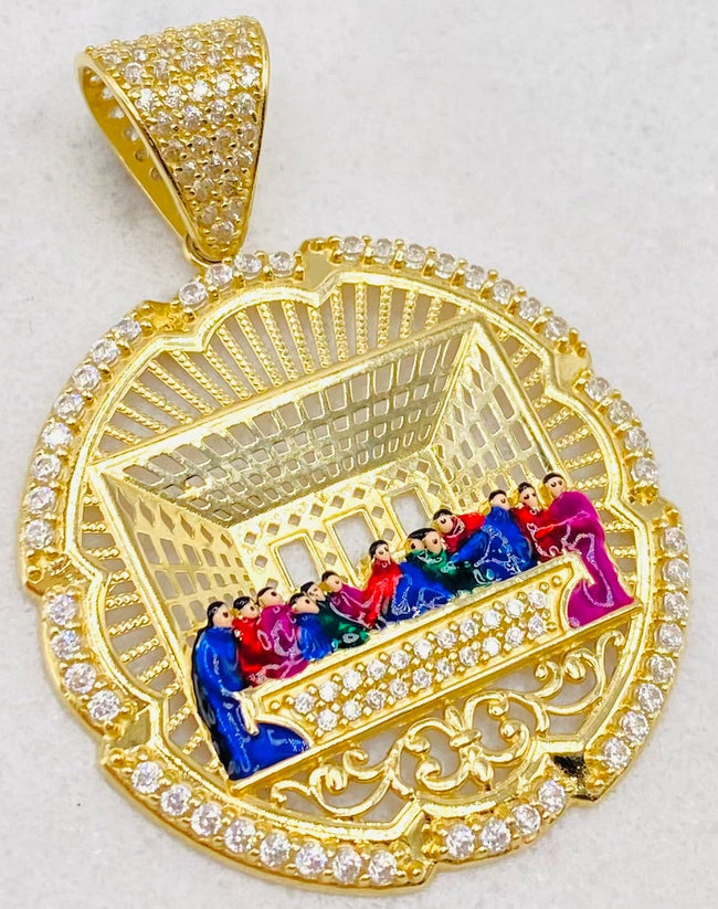 Medalla 14k. 4cm x 3cm