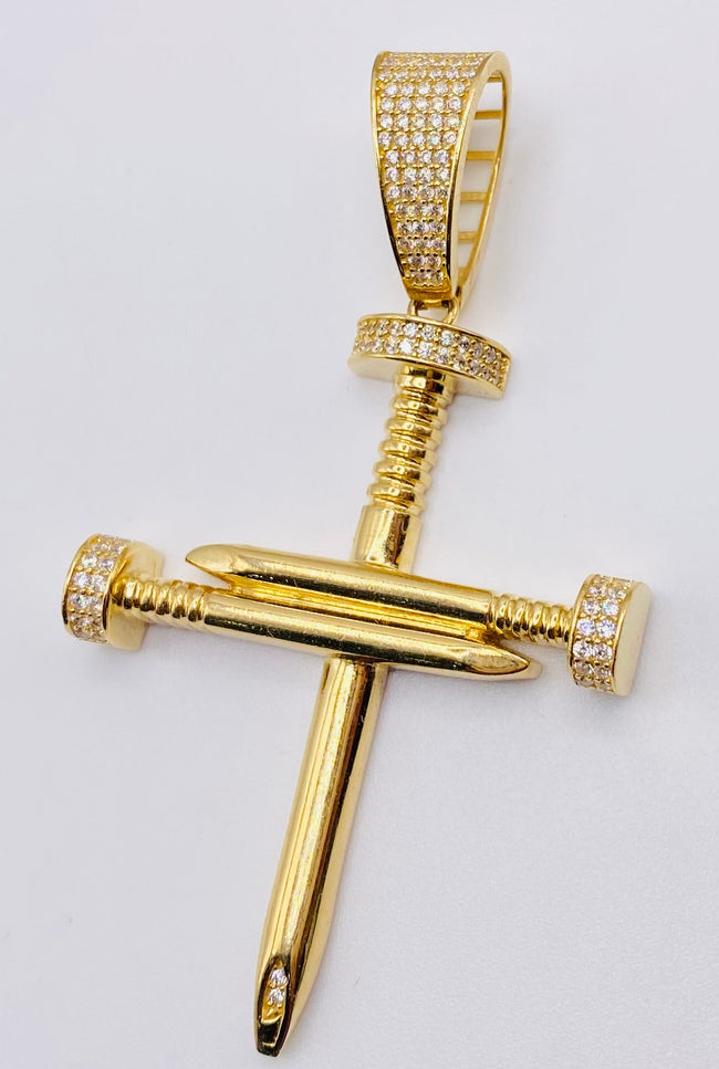 Cruz de clavos 14k, 7cm x 4cm