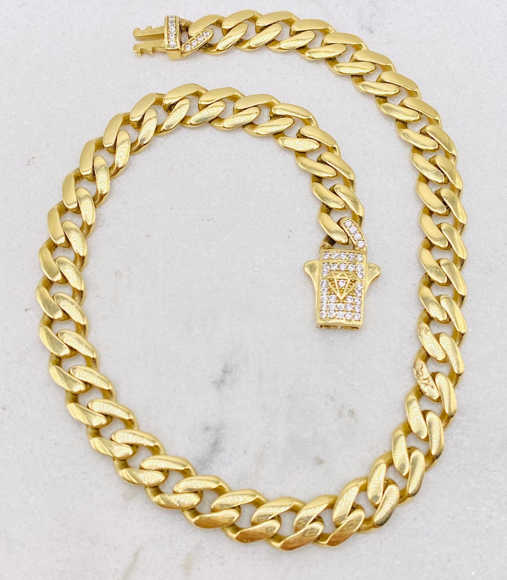 Guillo Mónaco pies 14k, 6.9mm x 26cm
