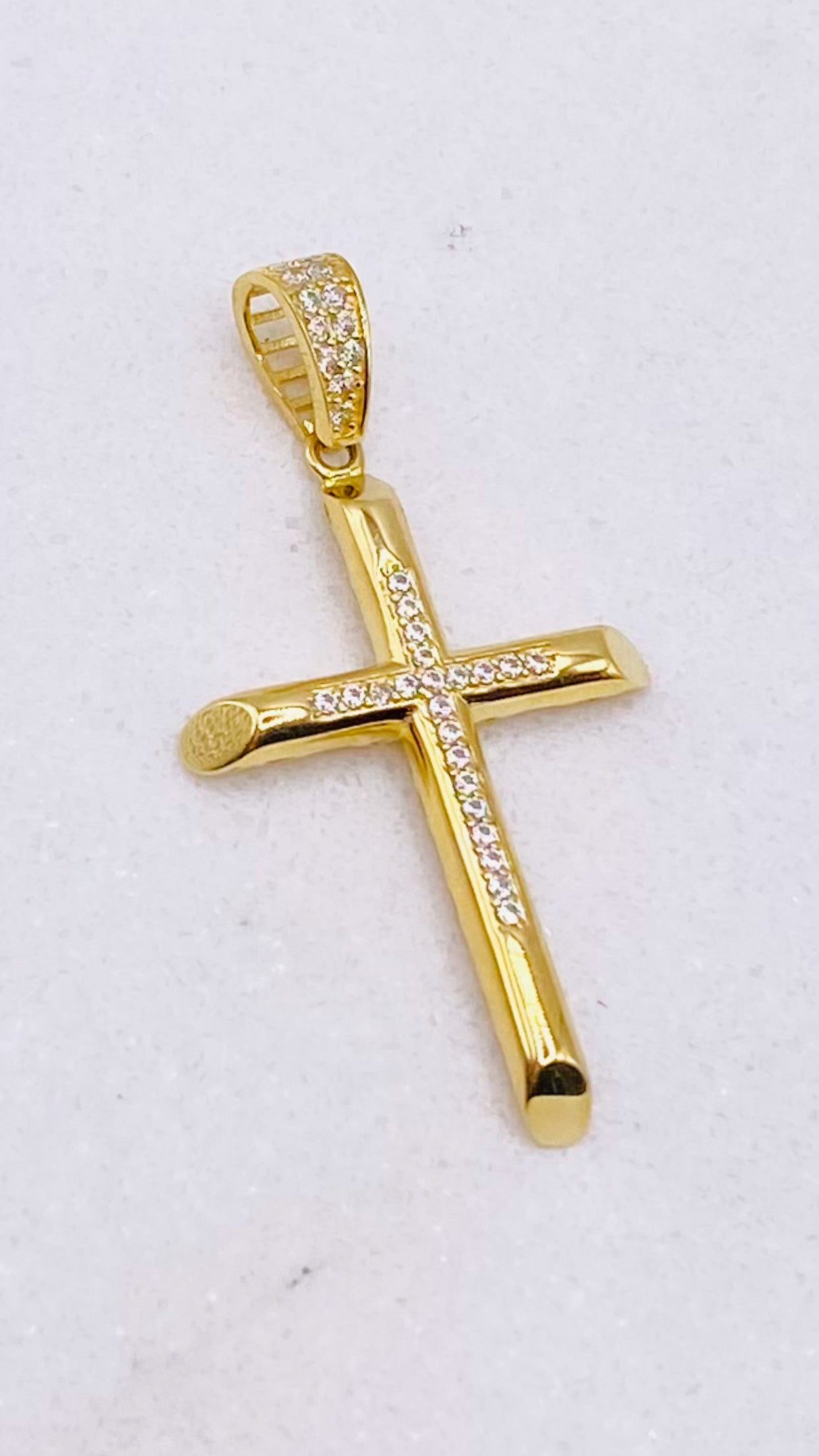 Medalla cruz 18k, 4cm x 2cm